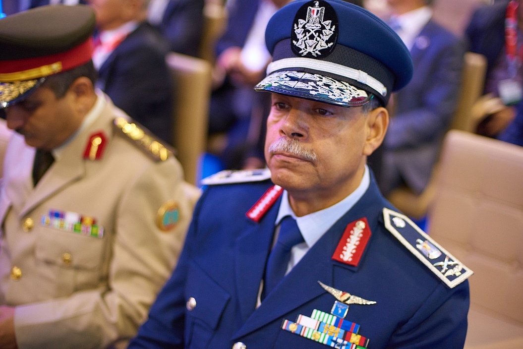adex073